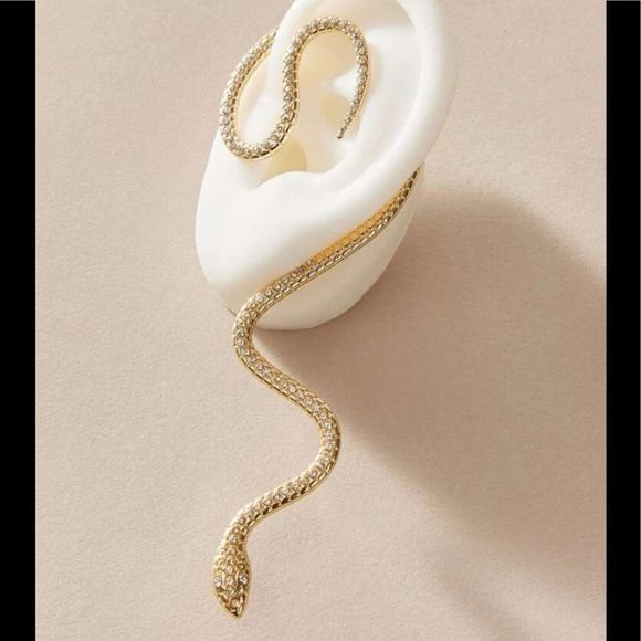 Jewelry - NEW! Rhinestone Decor Snake Ear Wrap 1 piece